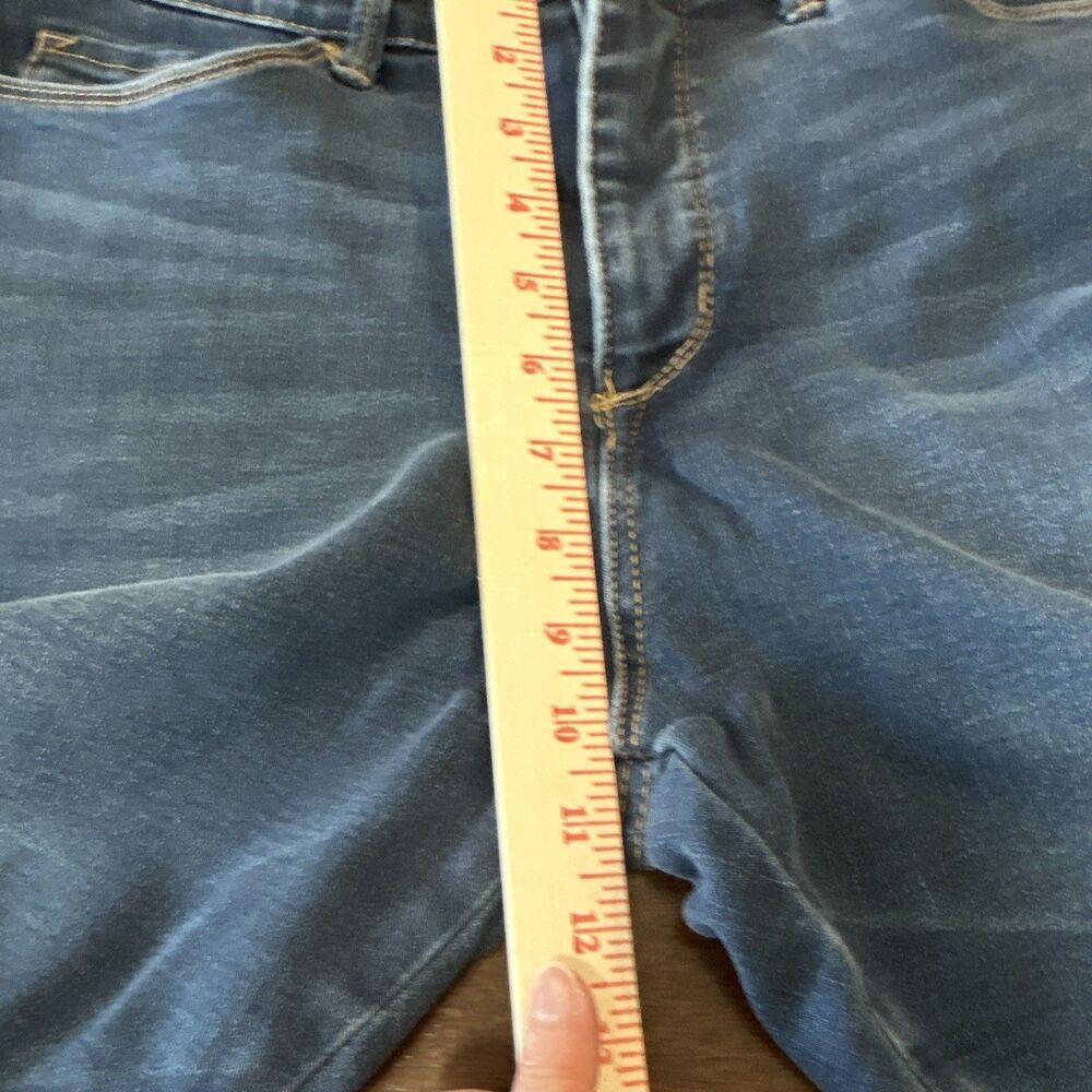 Vintage American Women's Skinny JeansBlue Mid Rise 5-Pocket MedWash Denim 14/32 - Picture 16 of 16